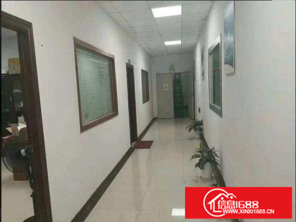 大芬高速口附近楼上1399平豪华装修厂房便宜招租