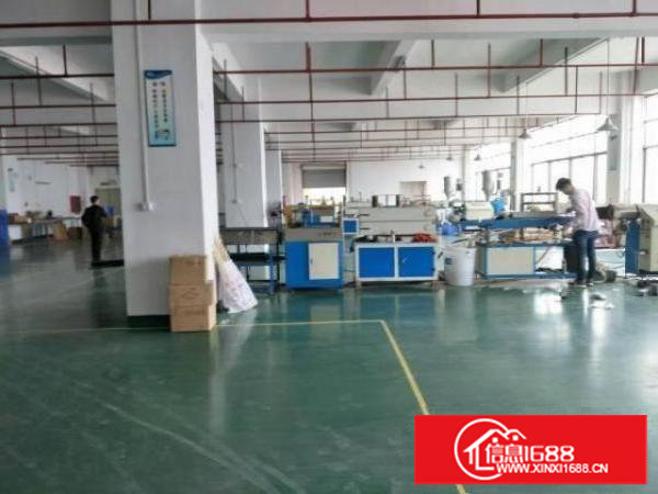 塘厦蒲心湖楼上标准厂房812平上迎宾高速只有两公里