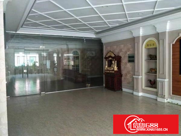 坪地中心村厂房1200平米精装修厂房出租