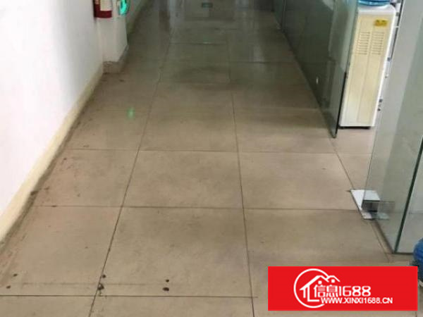 因本人有多余的厂房，自己用不了那么多，需分租一部分出去。