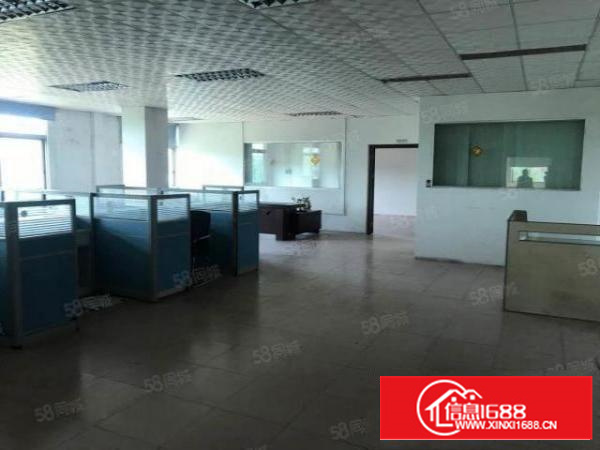 寮步石龙坑新出楼上2000平厂房低价出租