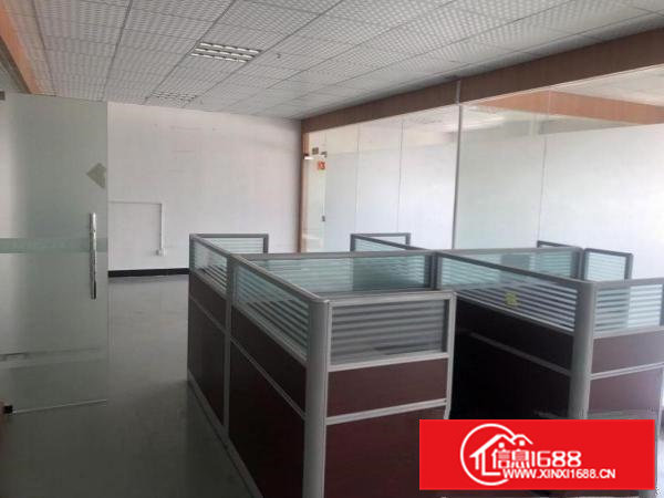 清溪车站新出原房东一楼1000平方带装修急租