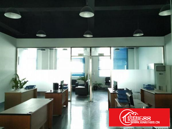 横岗荷坳双地铁口1200平豪华装修厂房出租适合电子电商可分租