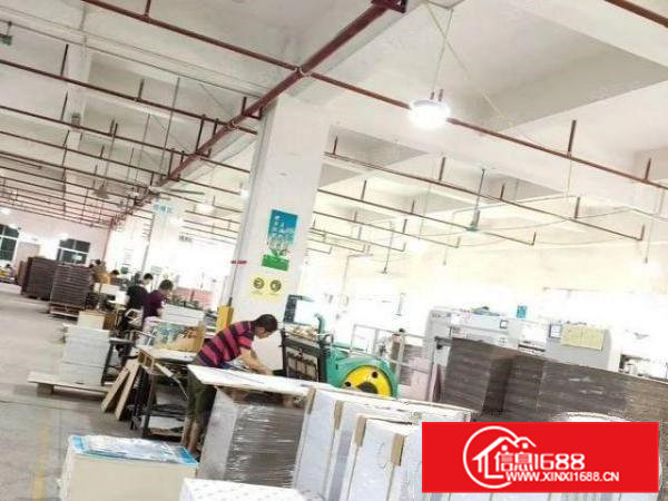 现成制衣厂2楼1500平米水电办公室现成10元招租