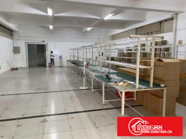 长安镇乌沙模具城旁边，楼上750平方出租水电齐全精装修办公室