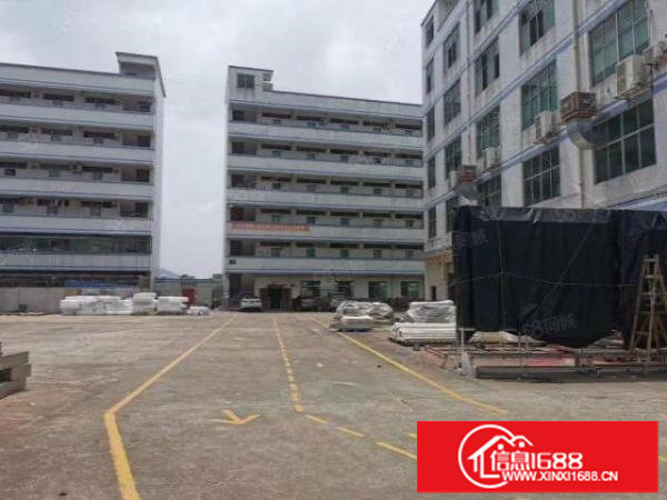 坪地六联鹅公岭2号1260平每层有地坪漆办公室