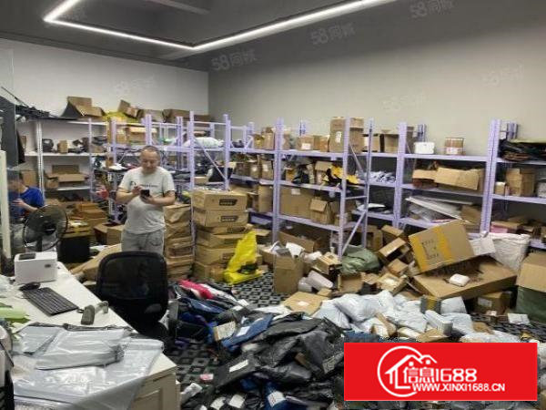 沙井后亭第三工业区楼上450平米全新吊顶地坪漆