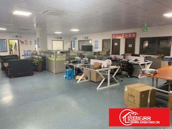 石岩北环楼上新出精装修厂房1900平米厂房租.