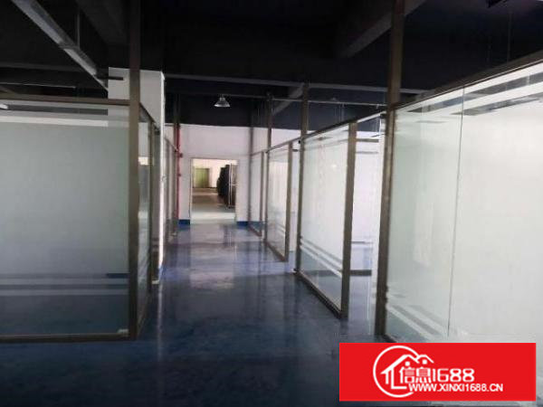 观澜新田大工业区原房东标准厂房楼上1680平精装修出租