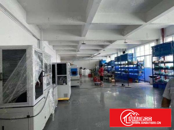 外环路新时代工业区4楼700平，4间办公室，前台，水电齐全