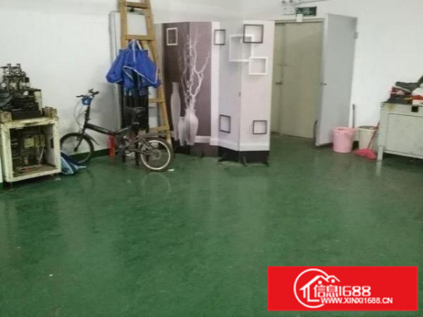 三相电40kw到位，整个区域墙面干净，三楼两个货梯