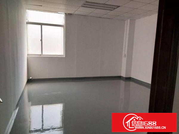 平湖新出楼上750平厂房，11000元全包，带装修