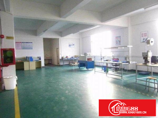 龙壁工业区地铁口空出3楼850平带装修适合电商贸易办公