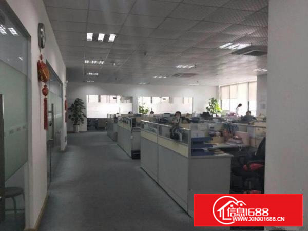 大空地。蛟乙塘6800平方米独院厂房。喷淋 办公室。花园式