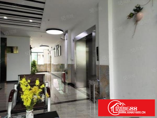 观澜松元轻轨站豪华装修创意园100平出租，近梅观和机荷高速