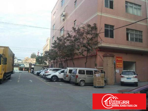 龙岗中心城原业主商用一楼厂房出租1200平米可做4S店