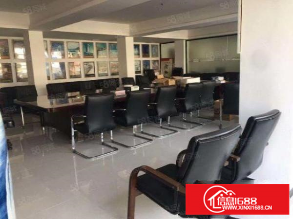 平湖新南社区3楼值班厂房1200平20元一平火爆招租