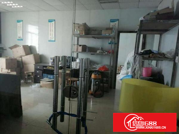 现成水电工作台面，凤岗五联650平米楼上厂房出租