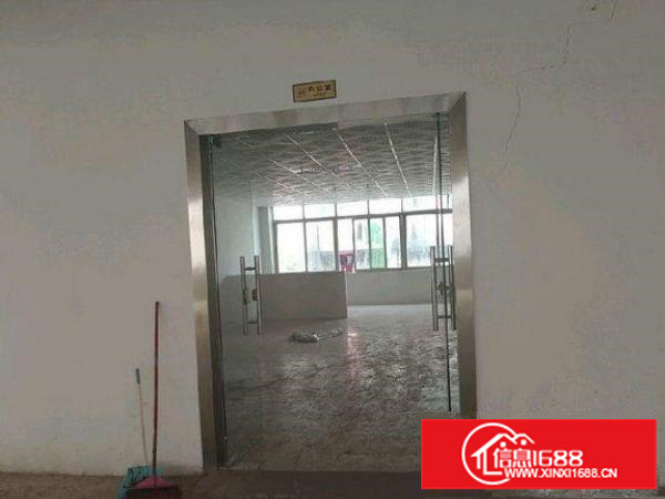 出租龙岗区浪背楼上厂房1030平米带装修