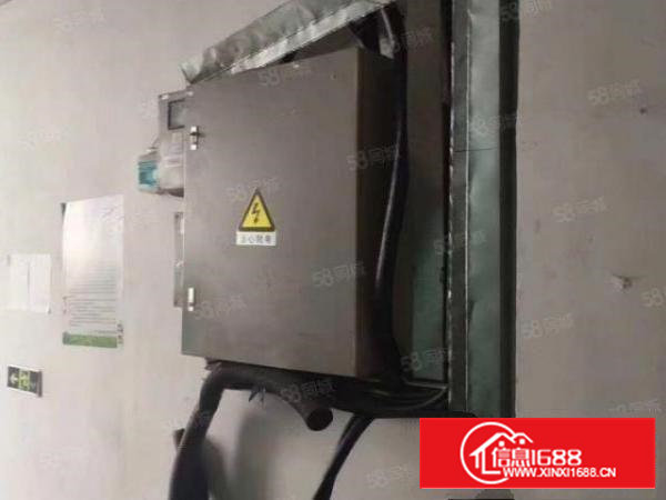 沙井高速路口带豪华装修厂房出租2200平