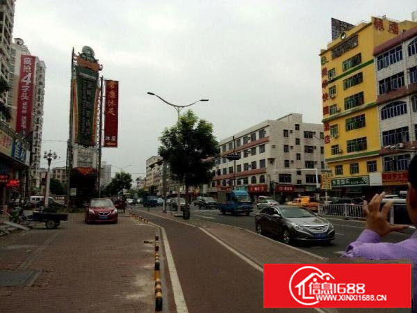 常平横江厦整栋550㎡小型厂房底价急租，全新首次放租！