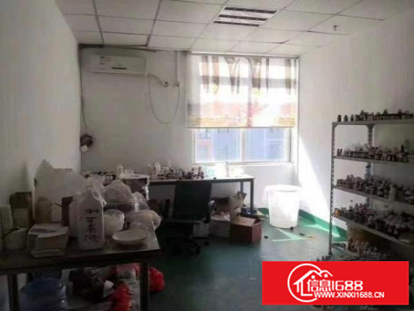 沙井沙四村新出楼上200平带装修厂房水电齐全