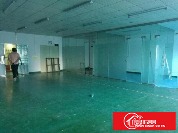 新木工业园独院厂房分租二楼650平米