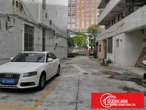 坂田杨美地铁站附近独门独院3300平方三层厂房出租可分租