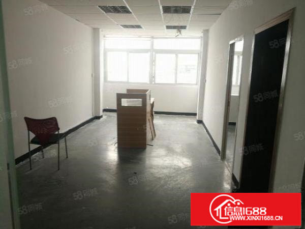 民治精装修厂房120平米，带办公室仓库