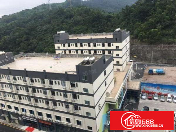 坂田杨美地铁站附近楼上整层2400平方厂房出租可以分租