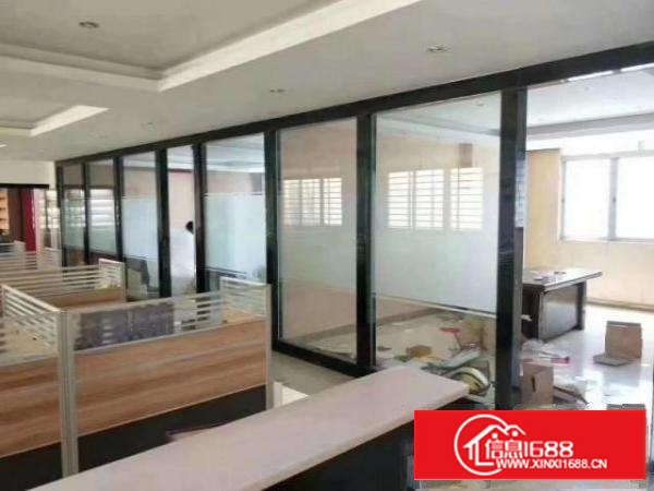 出租石排石排城区250平方，水电齐全，价格便宜，位置好，急租