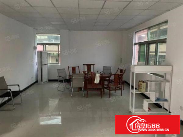 长安沙头南区新出1600平电子厂房出租带装修