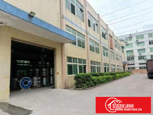 原房东楼上精装修2000平实际面积出租，空地大交通方便