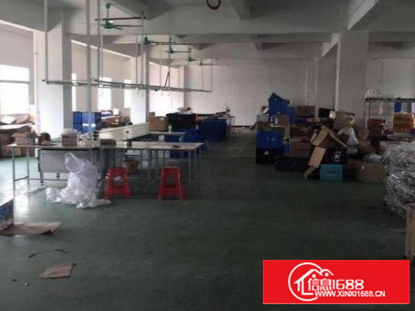 石排埔心工业区新出楼上800平方厂房直租