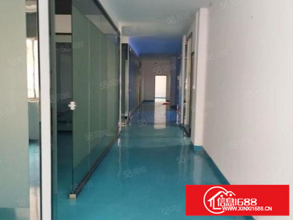 中心城周边，人气特别旺，很好招工的带装修厂房2000平米