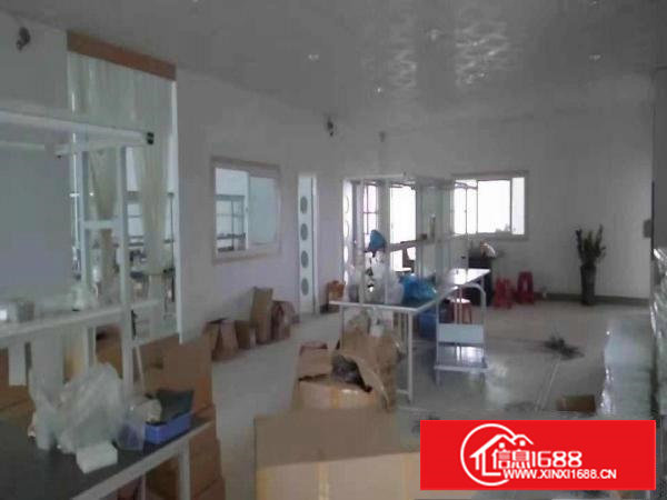 临界深圳长安新安大桥旁小面积400平厂房出租口罩短期