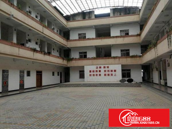 龙溪独门独院单一层砖墙到顶滴水11米面积100000厂房招租