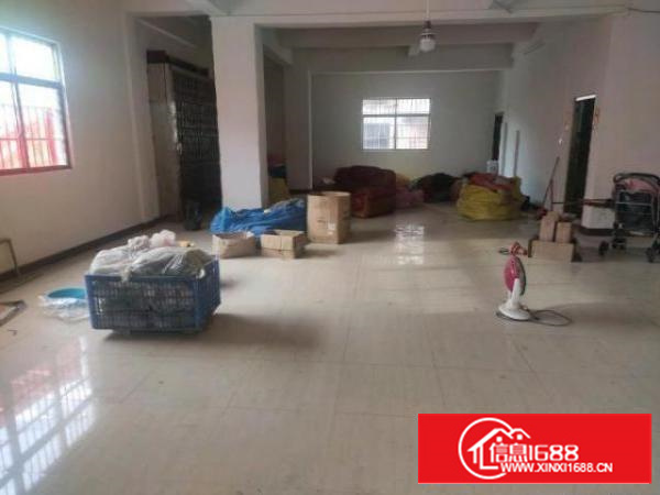 位于茶山超朗陈屋龙翔阁五街26号二楼步梯厂房