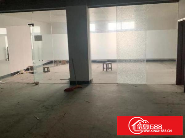 2300平带装修，已隔好。原房东红本厂房无公摊