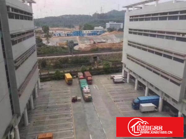 龙华大浪福龙路龙胜地铁口32000平独门独院