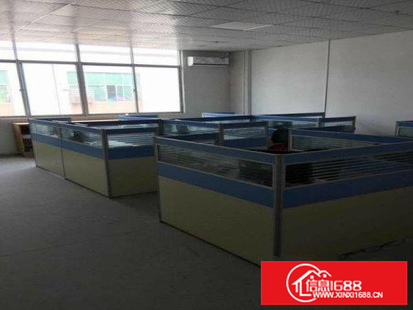 凤岗金凤凰楼上精装修厂房出租900平方，价格便宜