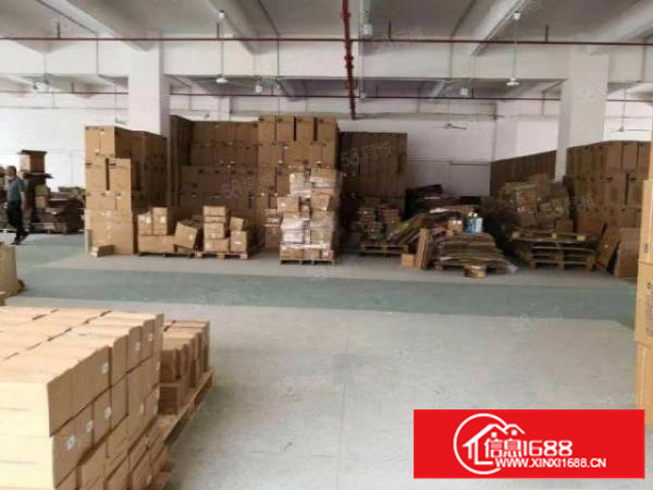 凤岗雁田南山工业城附近有吊顶装修好厂房890平配套齐全