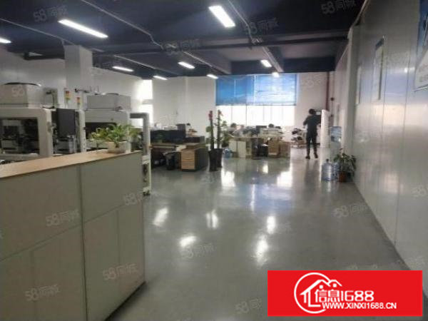 深圳龙华区大浪楼上700带装修厂房出租！