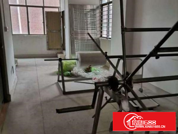 商铺、办公室、仓库、厂房出租（港口大道旁100m）