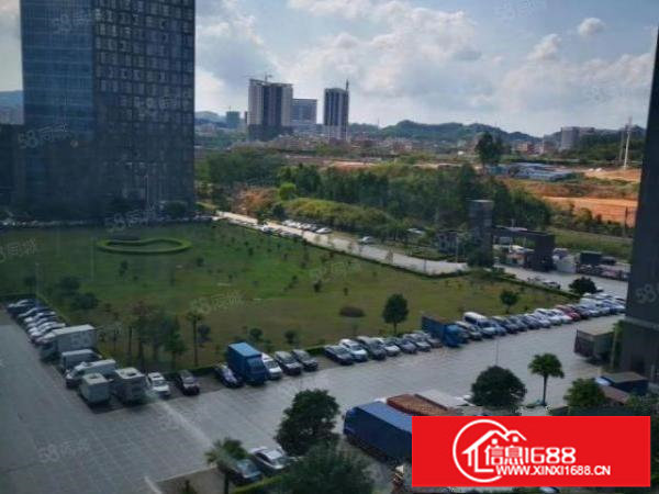 布吉丹竹头高速路口厂房2000平，原房东标准厂房，环境优美