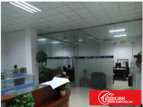 横岗四联社区刚空出独院钢结构厂房930平米高8米电大