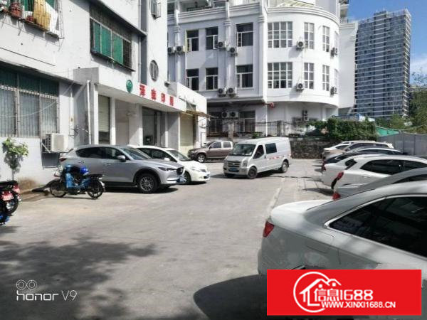 民治一楼180平米正规厂房出租