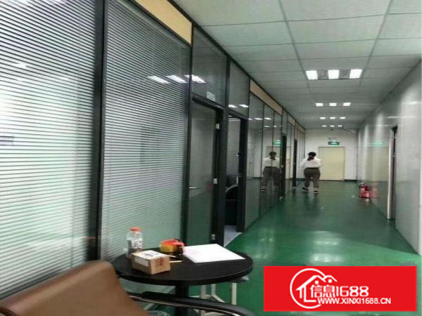 观澜大富工业区新出三楼精装修厂房800平方拎包入住