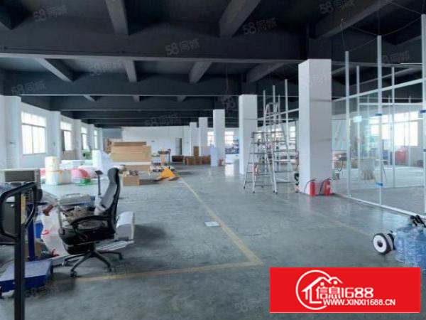 无公摊独门独院标准3层厂房4500平方（现成办公室）