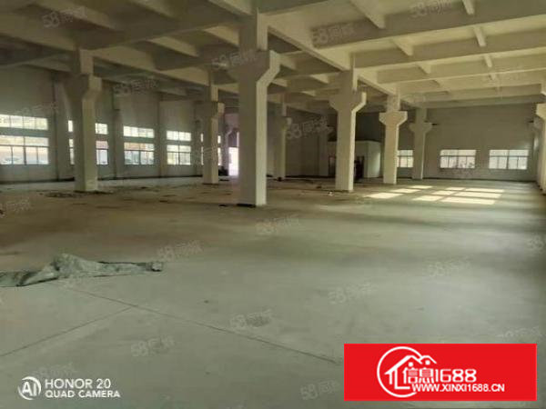 重型厂房单层面积4500平，楼上高度5.6米，三部电梯空地大